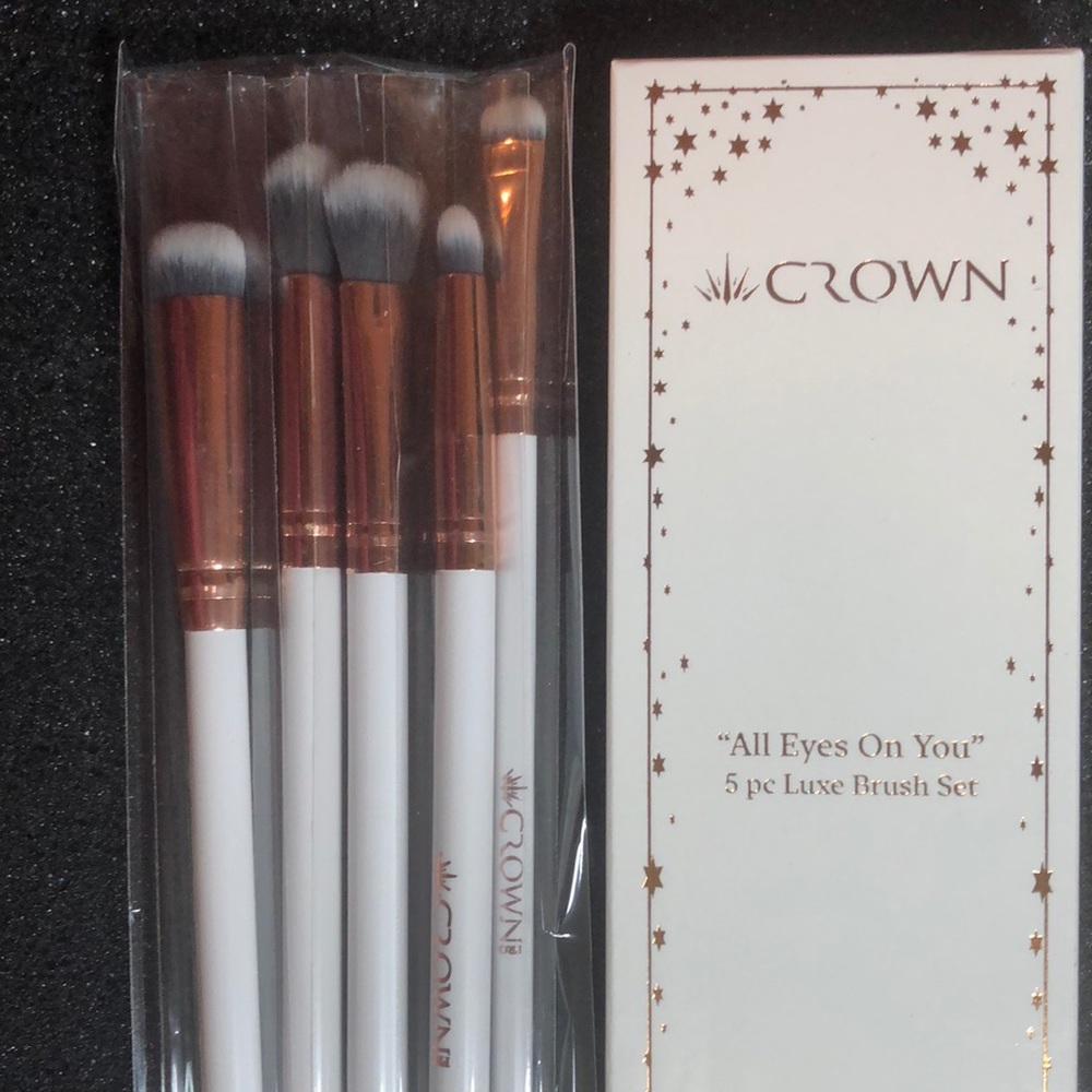 Crown 5 pc Luxe Brush Set
